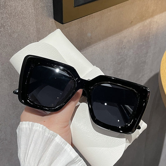 Fashion Classic Black Frame Large Frame Travel Glasses